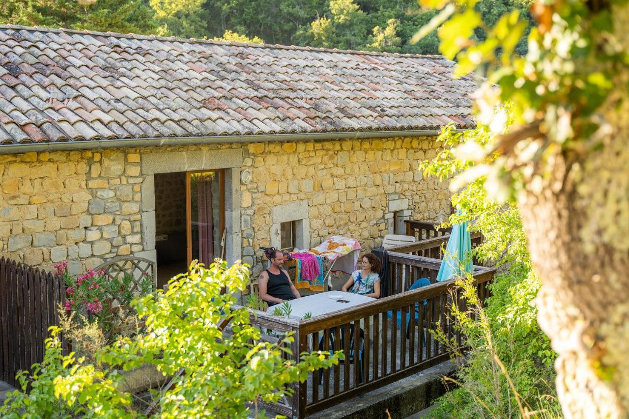 Gites Du Domaine De Serre Long Saint-Maurice-dʼIbie Exteriér fotografie